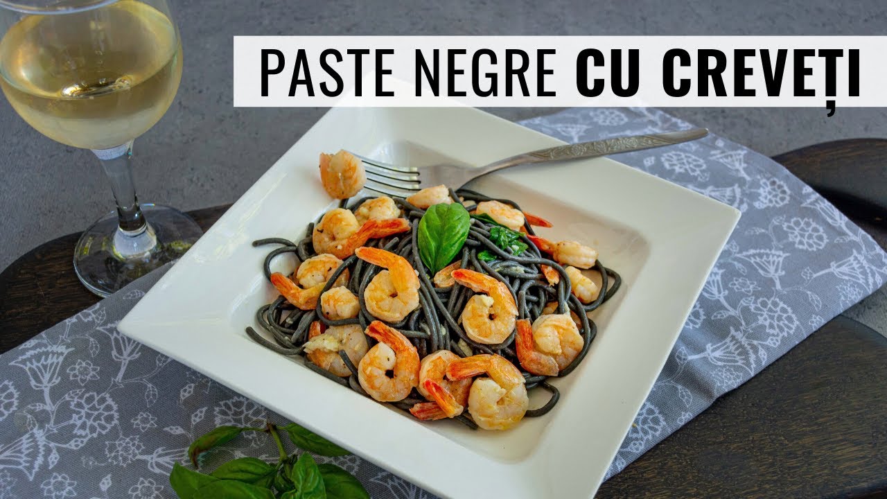 Paste negre cu creveți și usturoi. Gata &icirc;n 10 minute și arată spectaculos! | Bucate Aromate