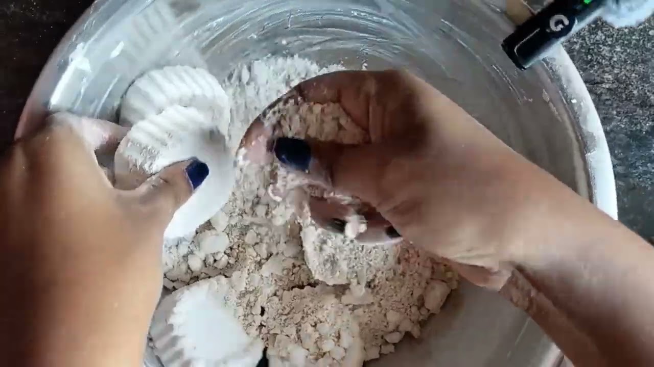 Lovely ASMR crush with cupy cake shapes asmrcrush #asmrcrumble #asmrpowder #asmrchalk #asmrcrumbling