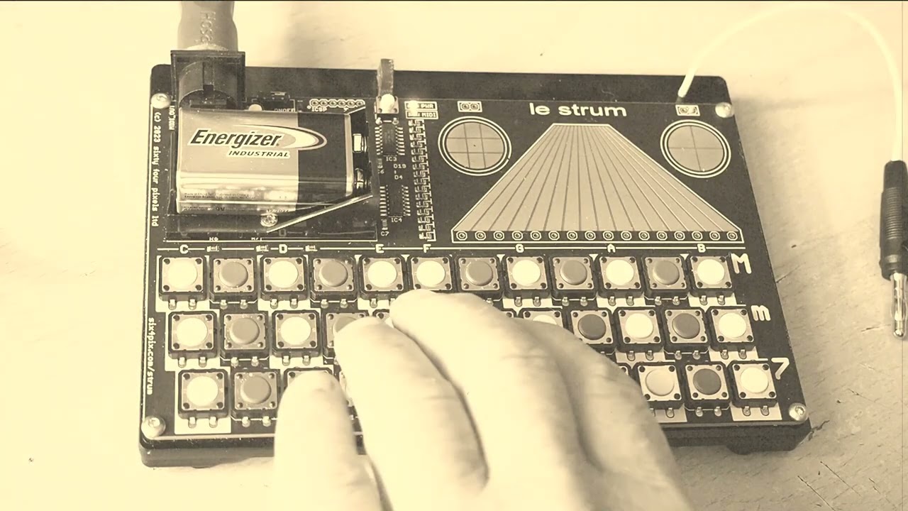Le Grand Strum