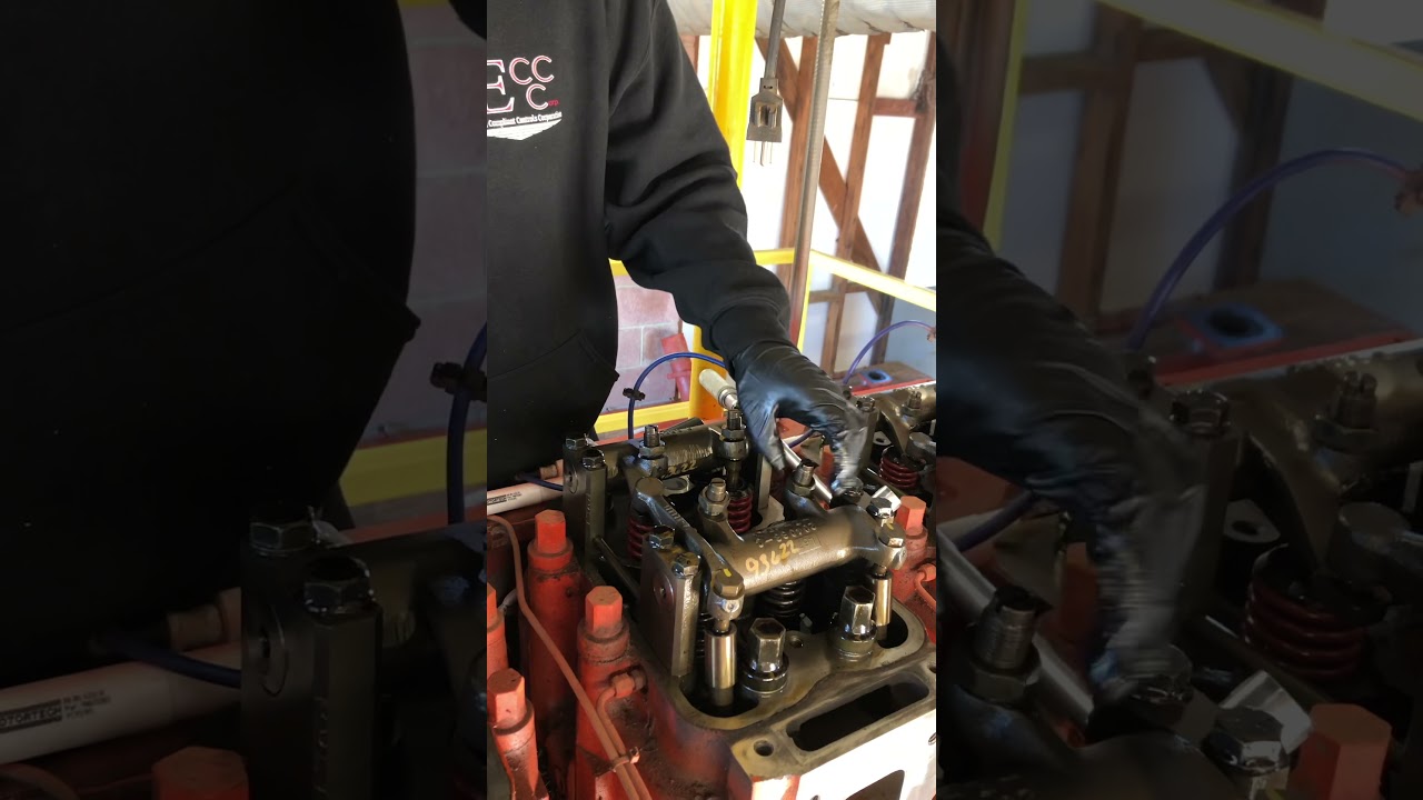 Waukesha Valve Adjustment