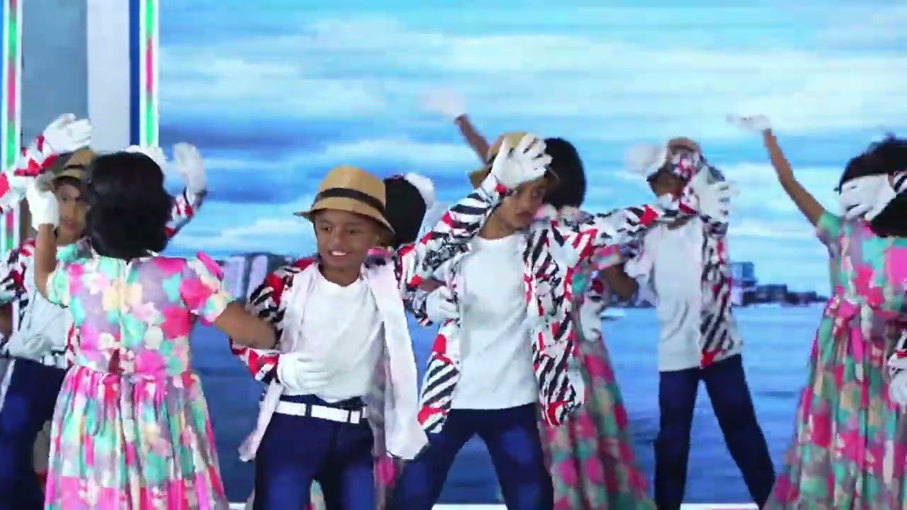 SRI GURU MATRIC -ANNUAL DAY 25-26 II STD DANCE PERFORMANCE
