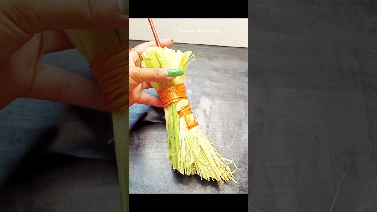 Broom making with corn husk😱🧹|Best out of waste #craft #shorts #viral
