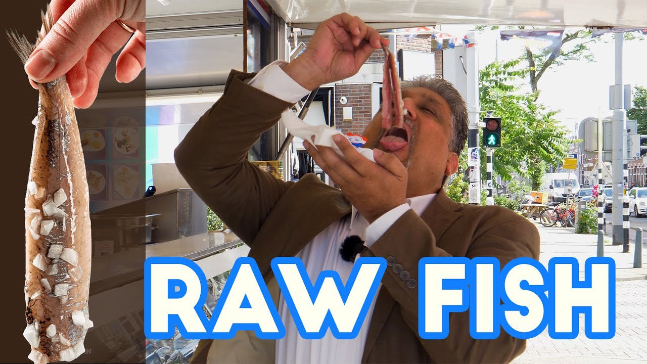 Hollandse Nieuwe | Haring | Eating RAW Fish