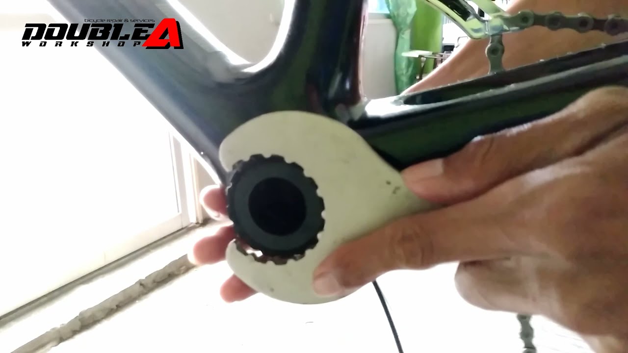 Memasang BB Token Ninja pada Giant TCR Advance | Installing Token Ninja BB on Giant TCR Advance