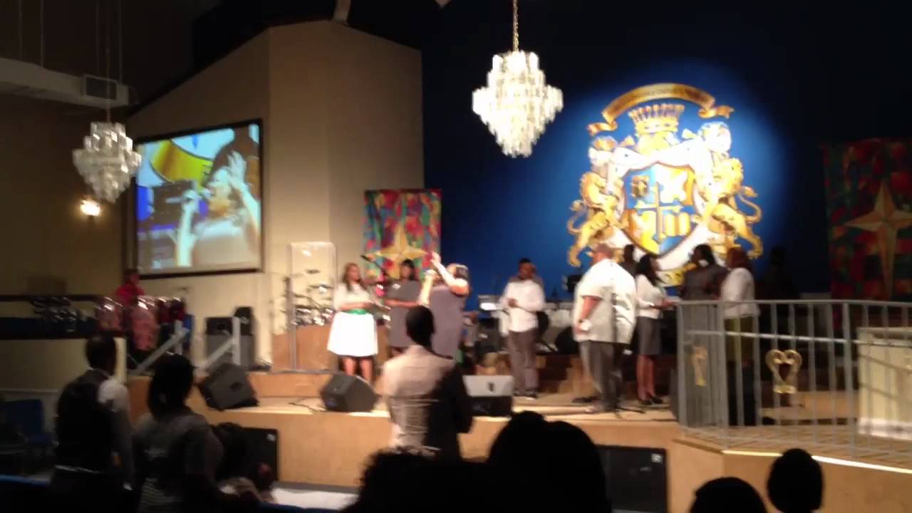Charles Butler & Trinity ft. Leah Clark Leach Sings Rev. Milton Brunson's 