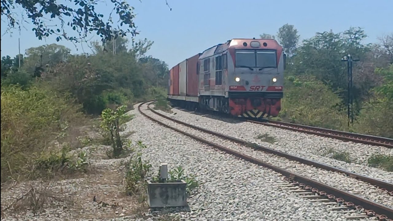 ข.สินค้าที่ 860 D:QSY5203🚆ผ่านโค้งกม.103#รถไฟไทย #รถไฟสายตะวันออก #รถไฟสินค้า 