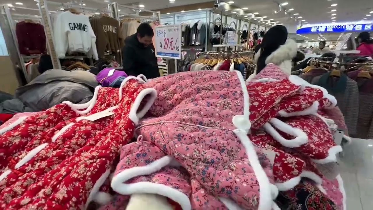 Harbin Tour：Treasure Shopping Mall for Winter Outfits