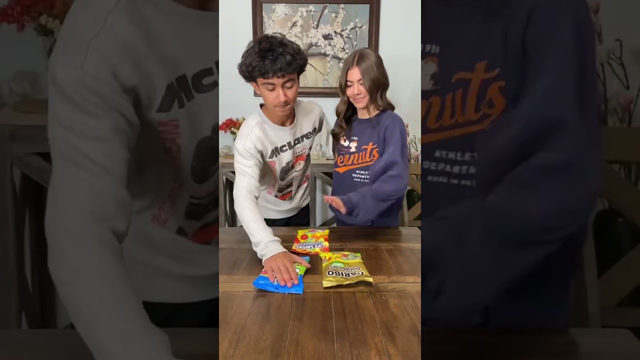 Candy Grab Gummies! Who is going to win? #phillipsfambam #phillipsfambamchallenges #partygames
