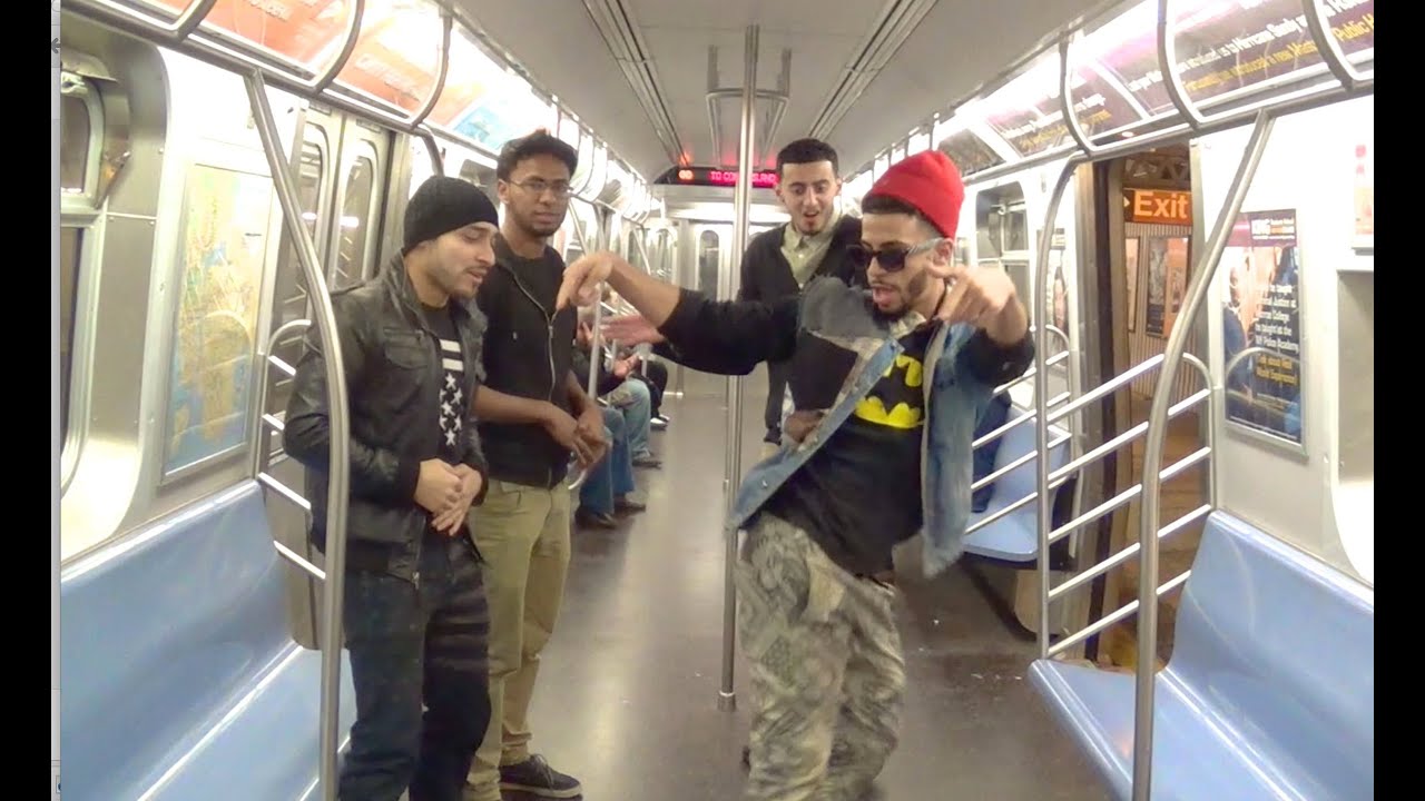 FOREVER DANCING IN THE TRAIN!