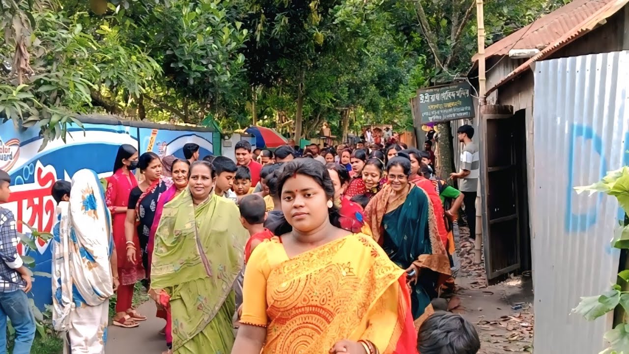 প্রচুর ভক্তবৃন্দ হয়েছে আজকে ফির কিন্তু