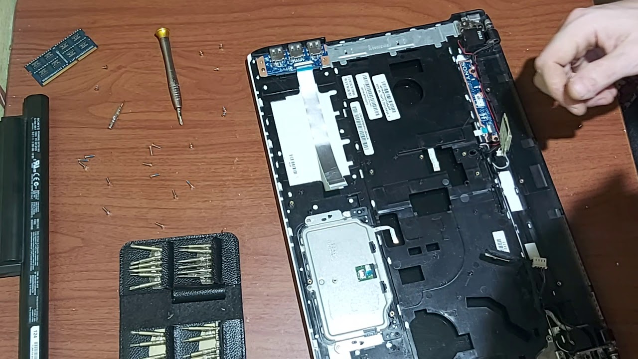 Sony SVE151C11V разборка, чистка