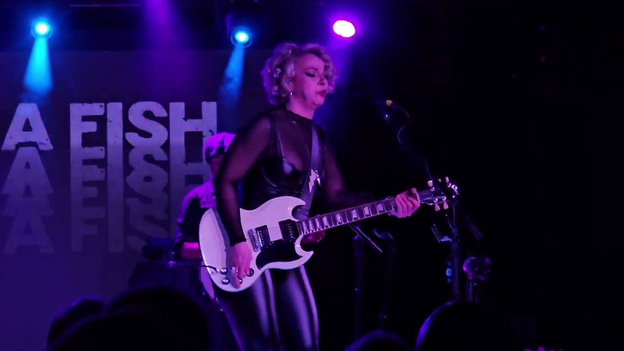 Samantha Fish *I put a spell on you