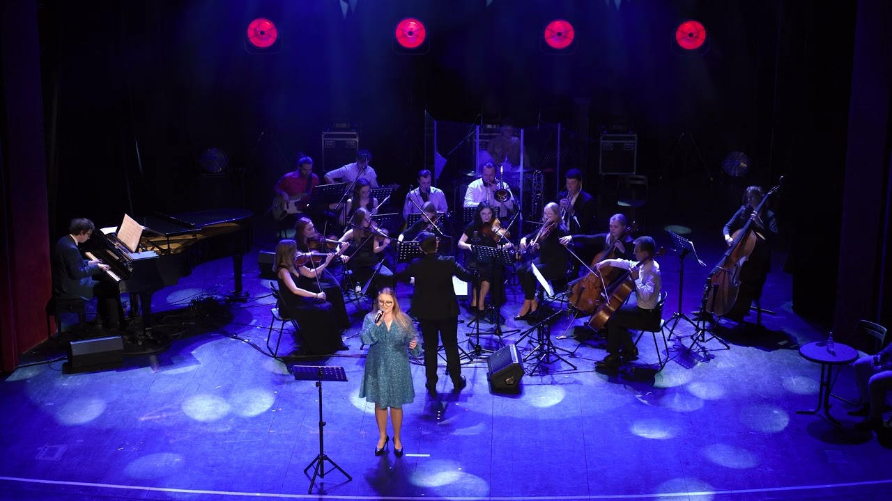 Orkiestra Maxime, Julia Baczyńska - Wymyśliłam Cię (ar. Krystian Wołczański)