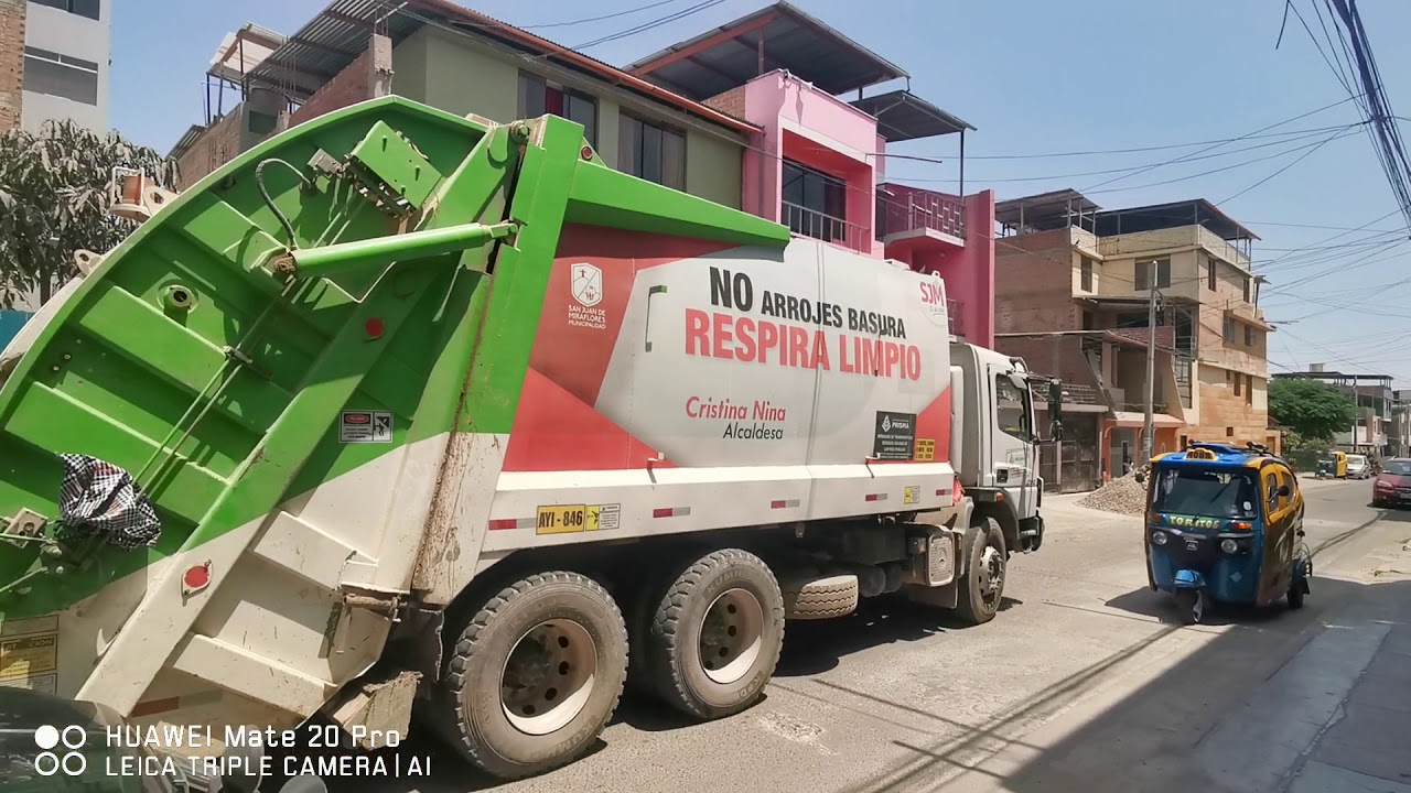 San Juan de Miraflores así se recoje la basura.