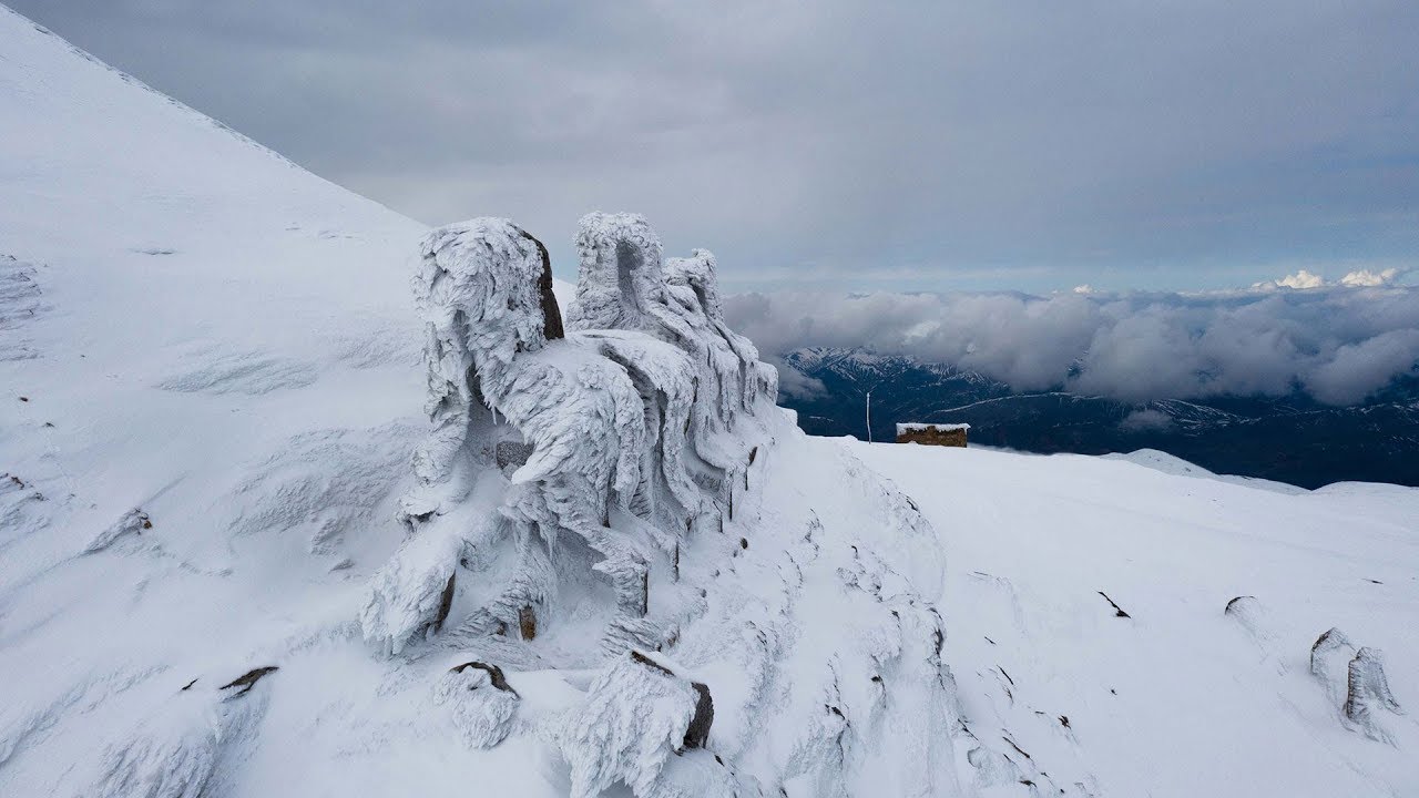 Kar altındaki Nemrut Dağı'nı fotoğrafladılar