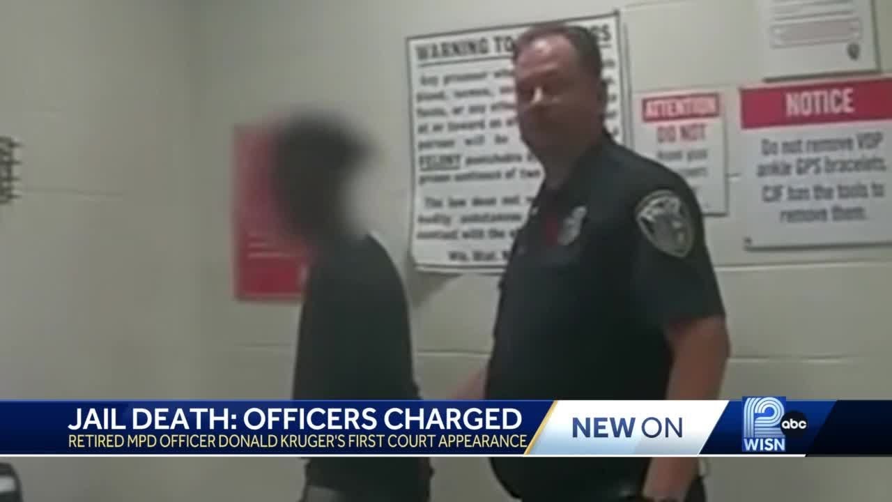 Jail death charges: Milwaukee officer makes first court appearance