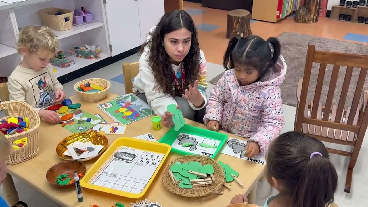 BCSC Pre-K: Узнайте о нашей учебной среде.