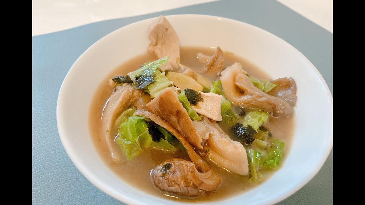 Supa miso cu pui,ciuperci si orez brun