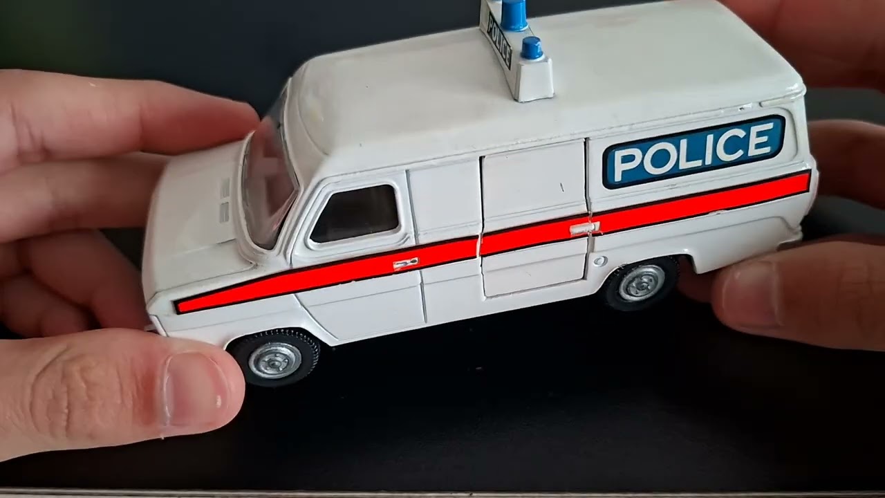 Dinky toys Ford transit