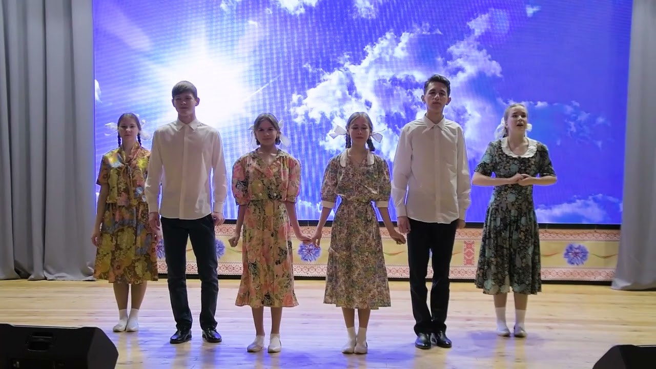 Литературно-музыкальная композиция «На стенке фото пылится»