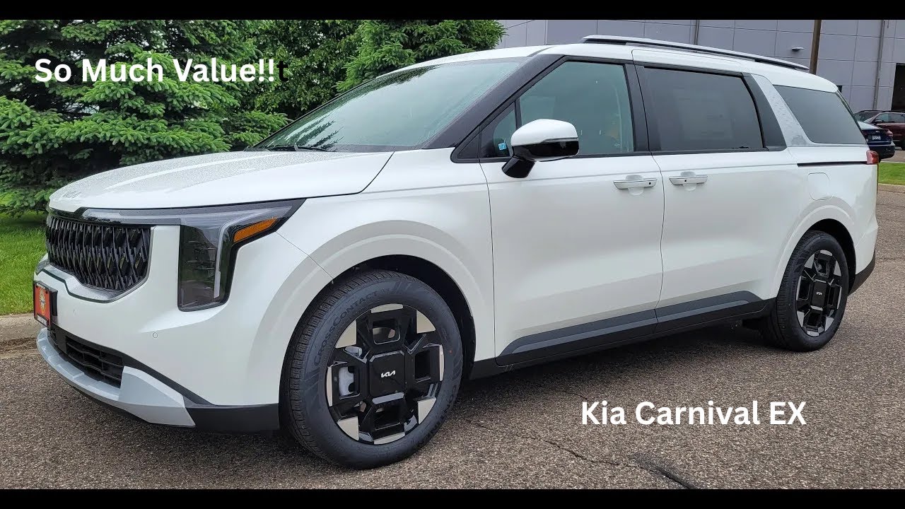 Обзор и тест-драйв Kia Carnival EX 2025 года.