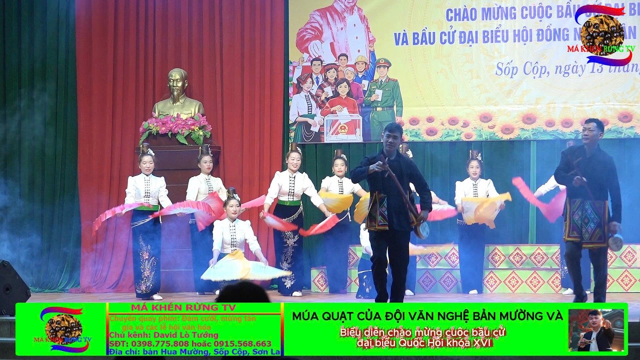 Múa quạt của đội múa bản Mường Và biểu diễn chào mừng cuộc bầu cử đải biể QH khóa XVI năm 2026