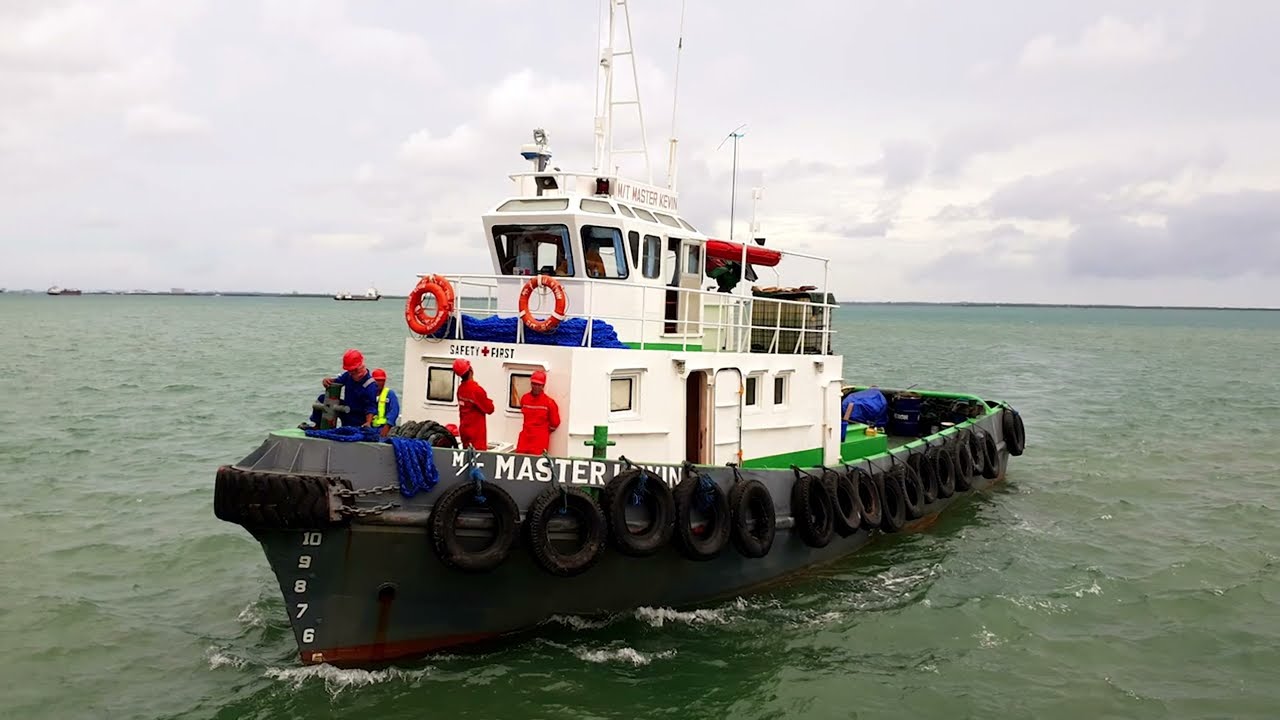 Full Speed Chartering and Shipping: Rental Tugboats, LCT for hire, Deck Barges for Lease Philippines