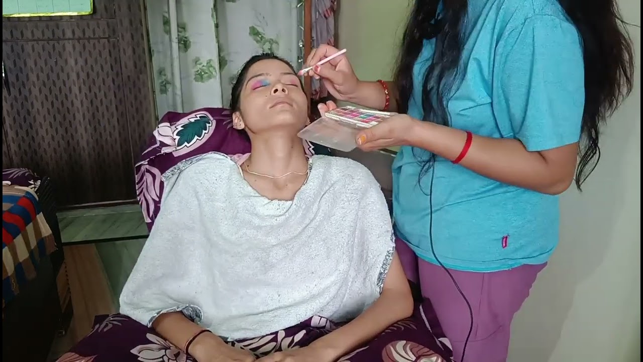 YouTube से देखकर बनी Makeup artist @Raveenanegi 