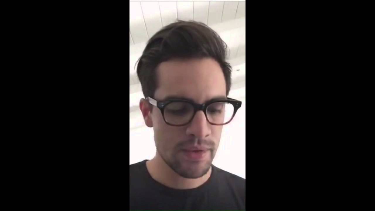 Brendon Urie playing Hallelujah (Slow Piano Version)