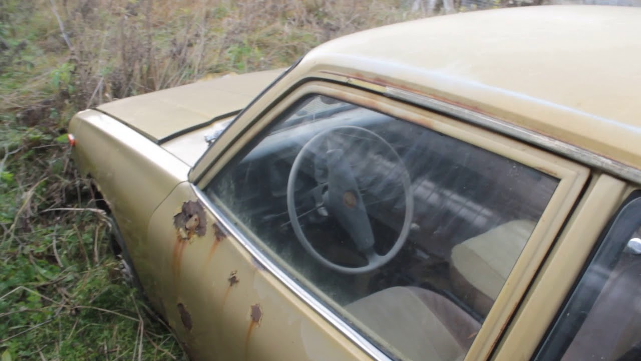 1682 DATSUN 100A Vanha autoni