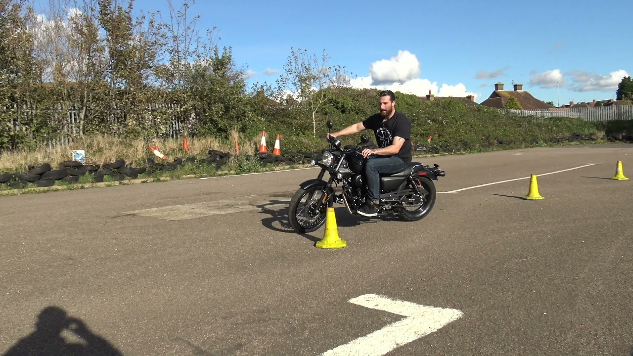 New sinnis outlaw 125cc review, we are going to look at comfort, style and build quality.