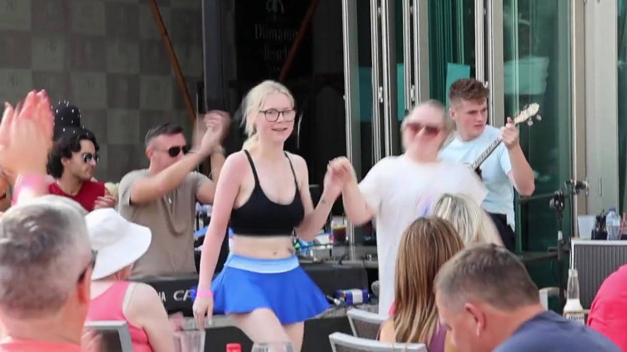 Carter on the Costa 2024 - Nathan Carter, Matthew Crampsey & friends, Hills of Donegal, Poolside fun