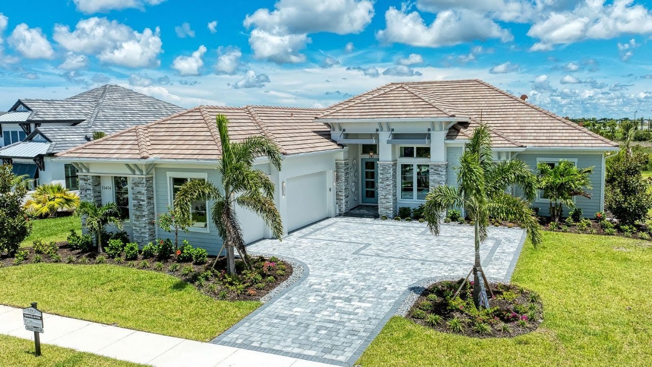 THE INSIDE OF THIS HIGHLY DESIRED LUXURY MODEL HOUSE WILL BLOW YOUR MIND | MODEL HOME TOUR