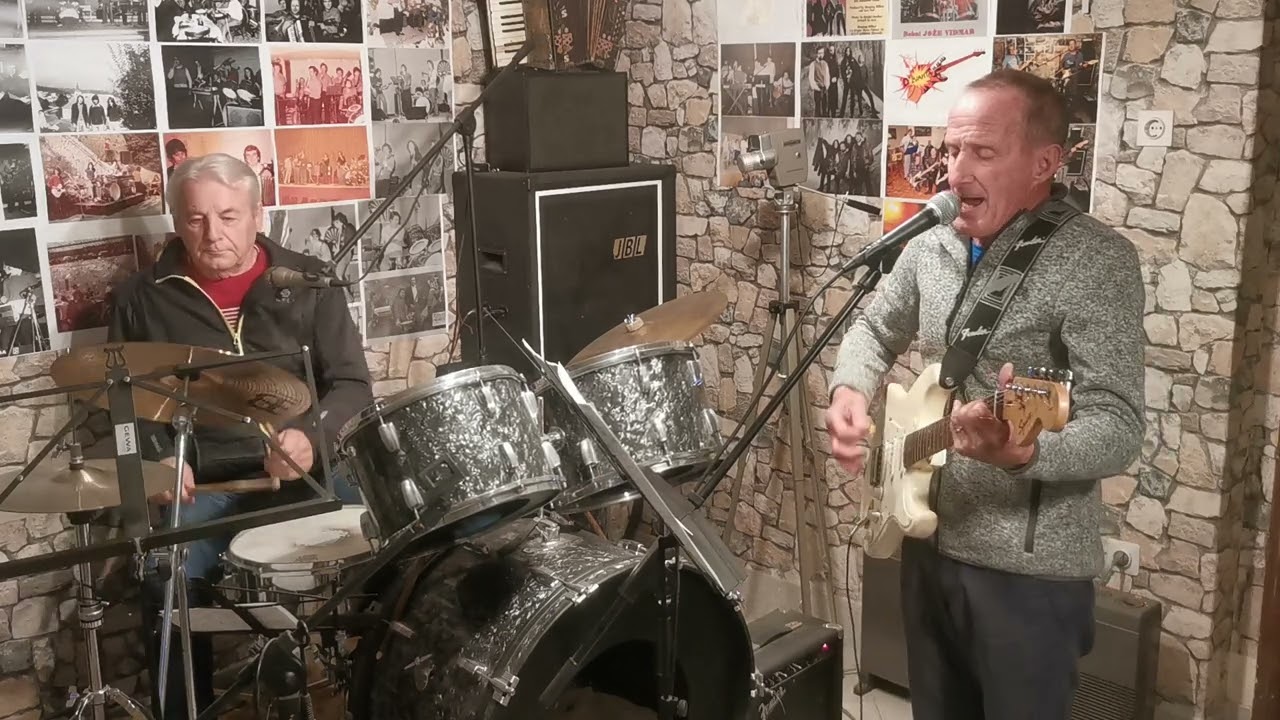 VID 20251027 165443 pod rožnato planino