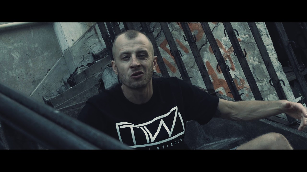 Legalnie NieLegalni - Jest jak jest feat. DoBo, TPS, Wieszak, Dj Gondek (prod. Steel Banging)