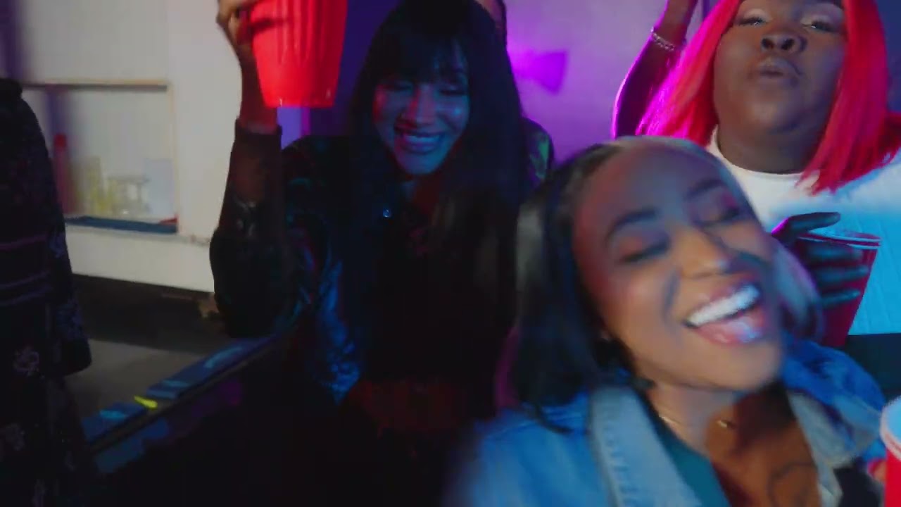 Lisa Hyper - Cups Up (Official Music Video)