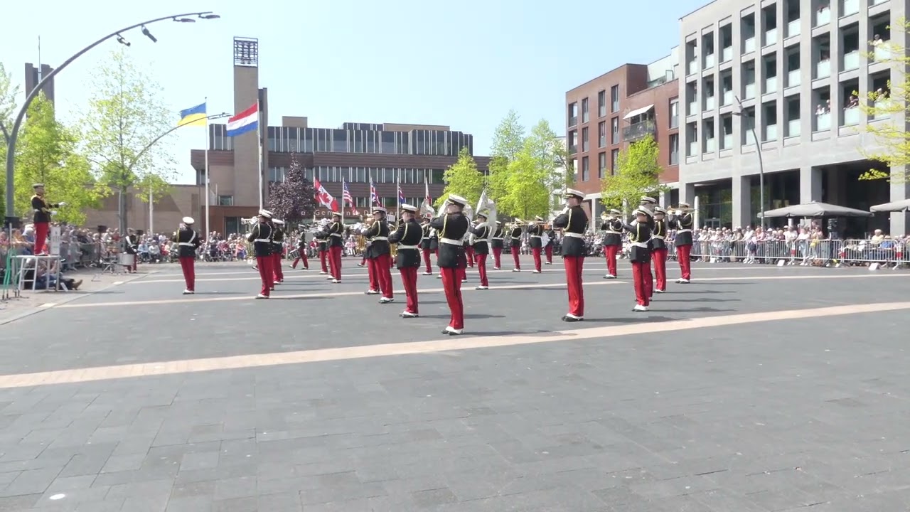 Oranje IJsselmuiden Taptoe Dronten