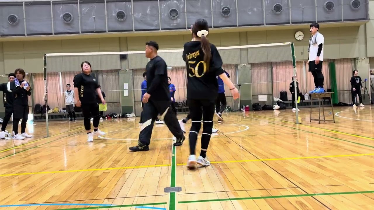 シャイニーズA対ドルフィン横浜市交流インディアカ混合大会　2026.3.15