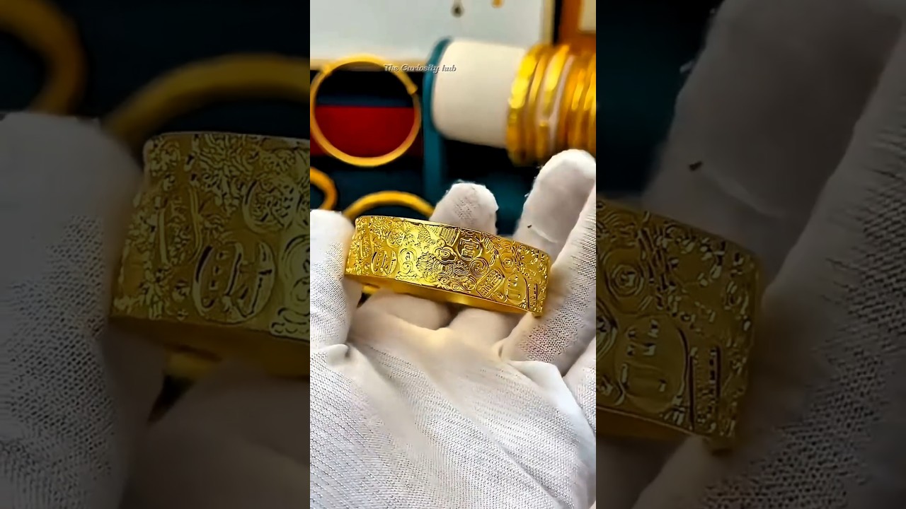 देखो कैसे बनता है नकली सोना! दिखने में एकदम असली🤑💰 #fakegold #khajana #gold #shortsfeed