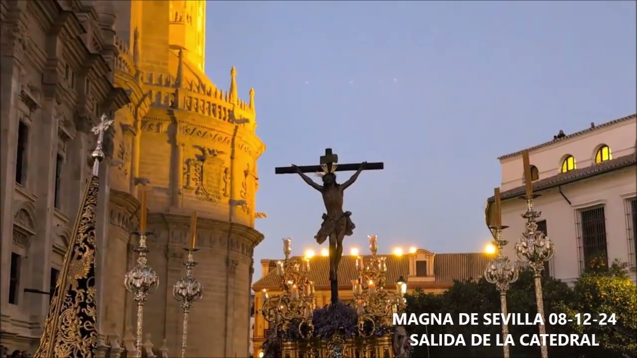 SALIENDO DE CATEDRAL