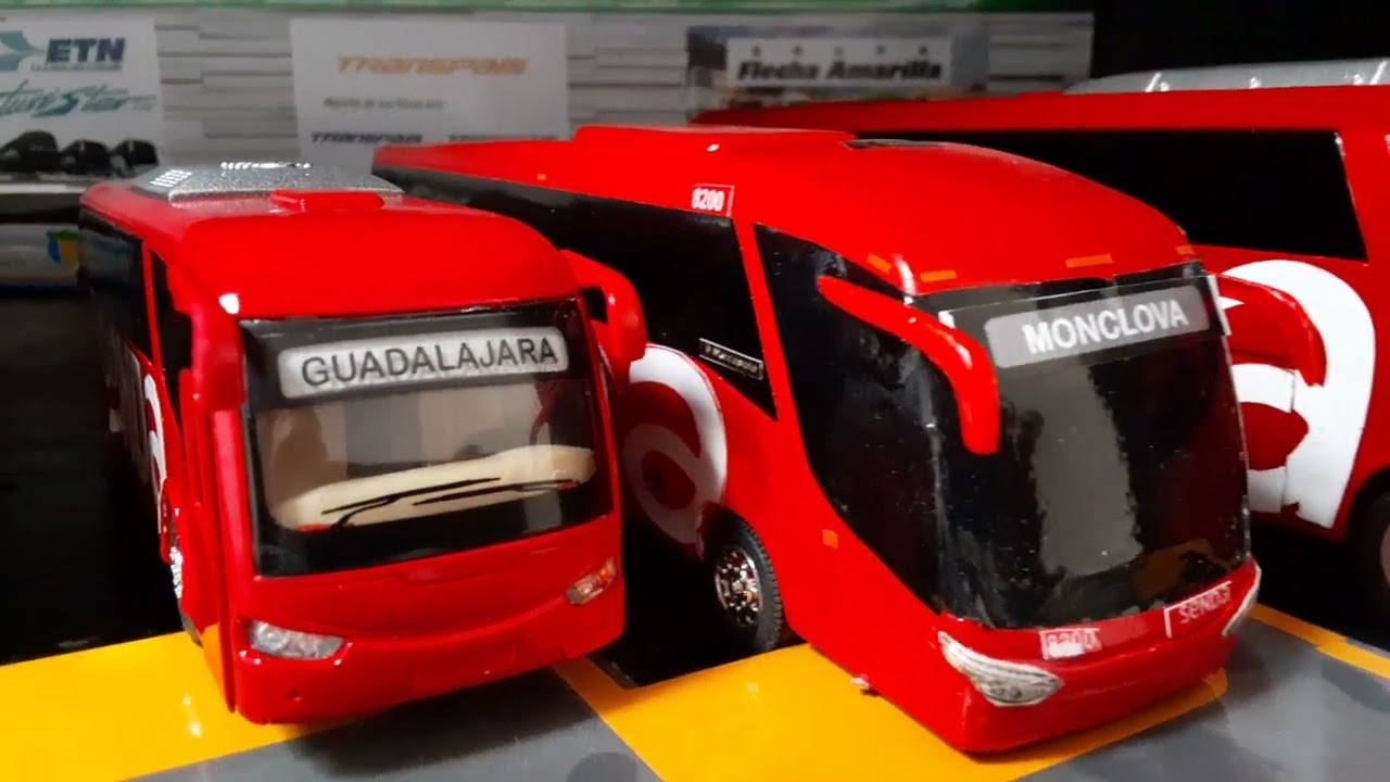 Autobuses escala colección de Grupo Senda