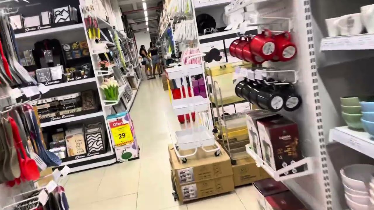 Vale muito a pena ir nas lojas Freitas Shopping Guararapes promoção não falta👀