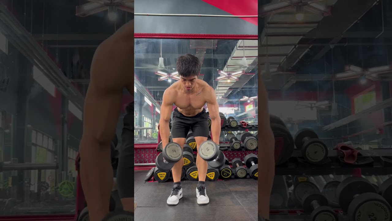 B&agrave;i tập lưng với tạ đơn #backworkout  #dumbellworkout
