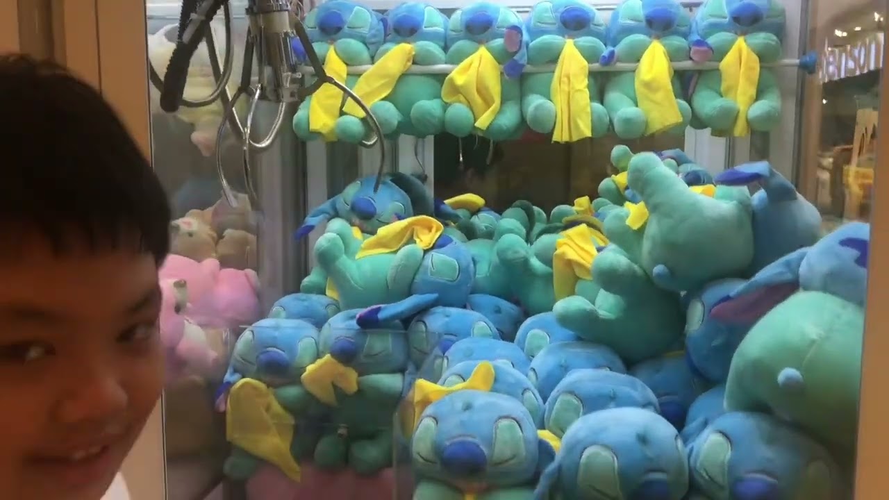 CLAW MACHINES 2024