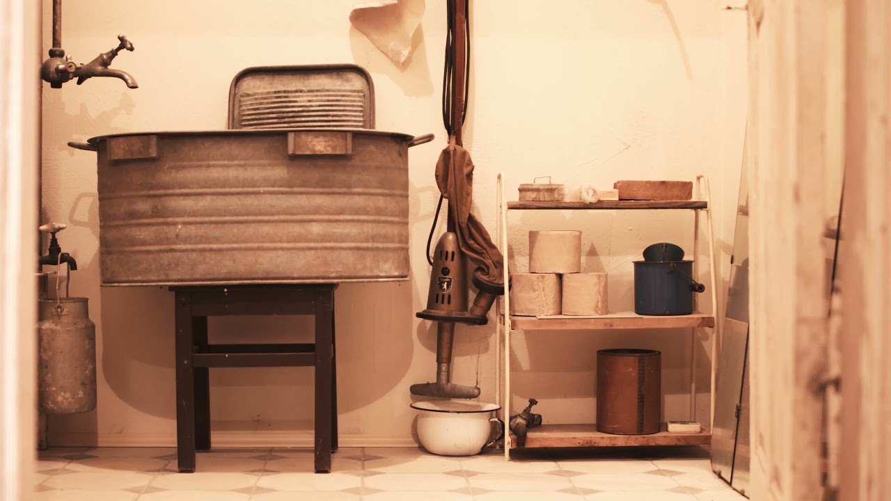Robert Kuśmirowski o instalacji m2/maison mini&egrave;re - 