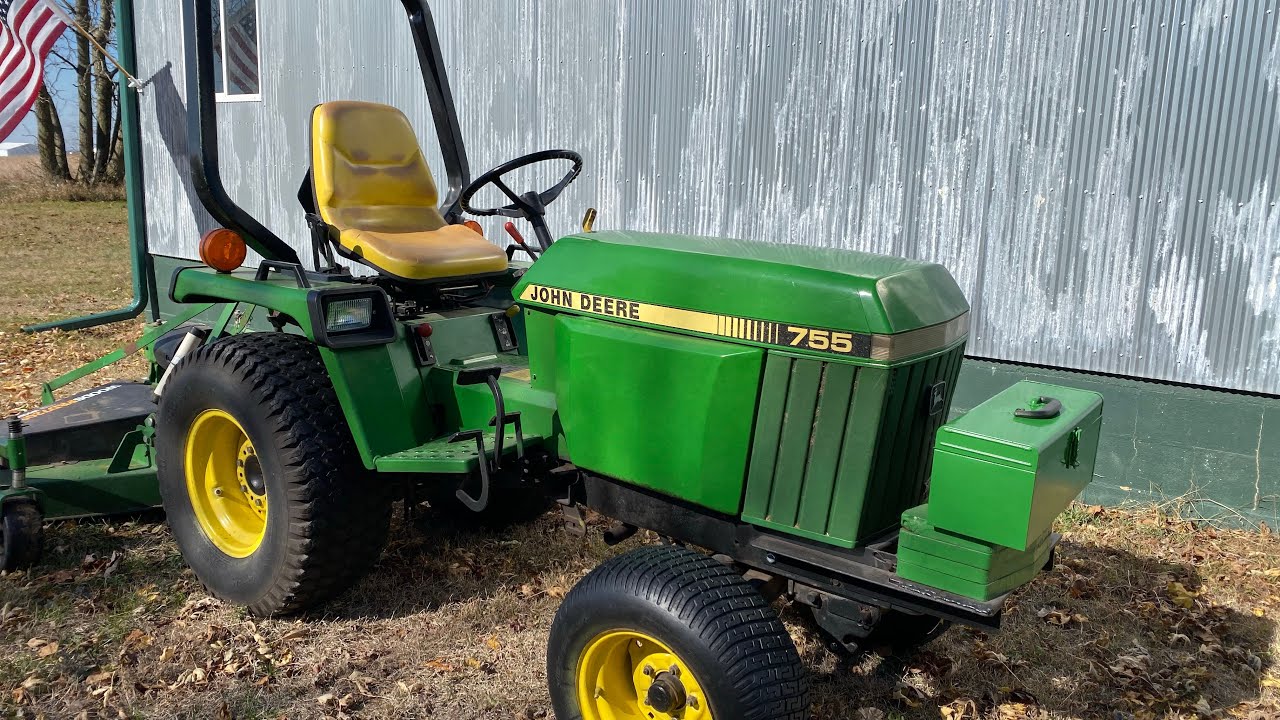 Замена масла в John Deere 755 и добавление ящика для инструментов для 755