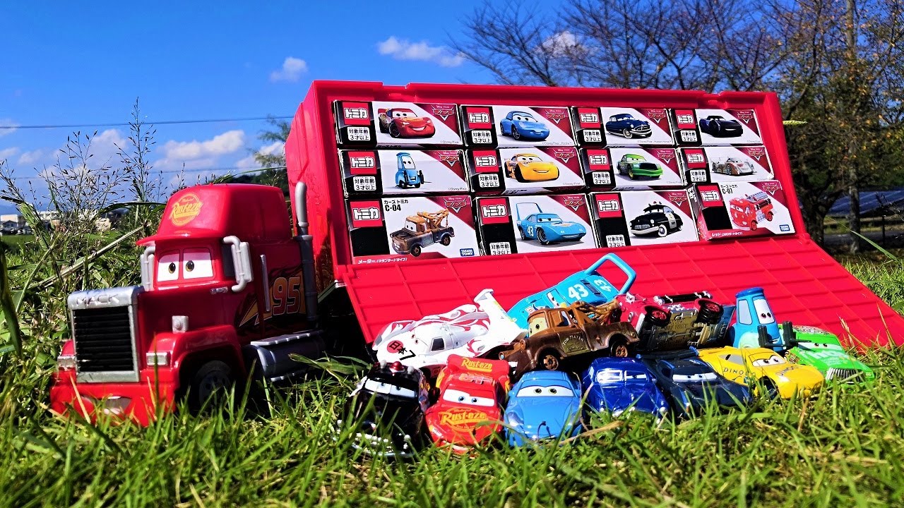 12こカーズ トミカと箱＆大きなマック☆同じ絵柄のところにミニカーを入れよう 12 Cars Tomica and Box & Big Mac☆Cars tidy up