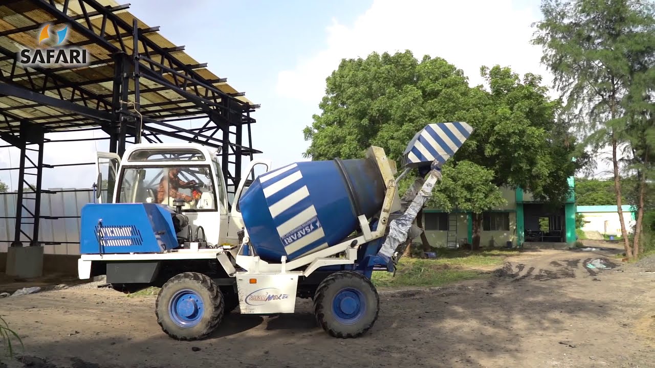 self loading cement concrete mixer