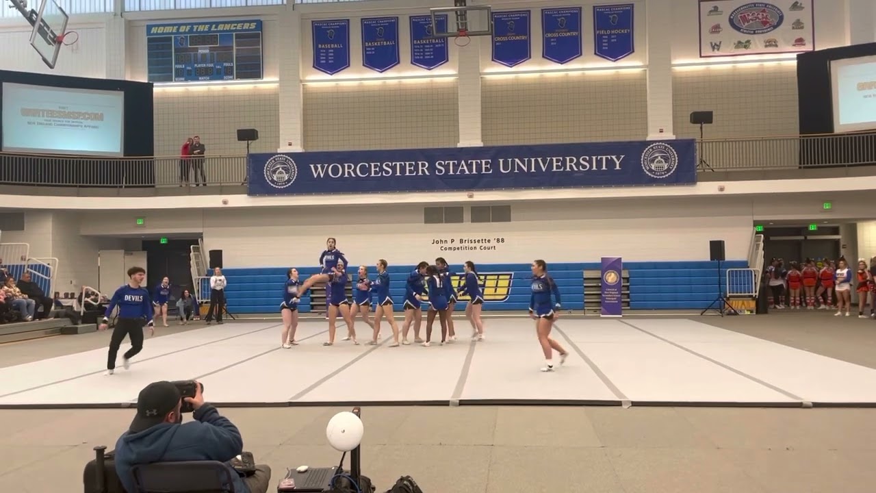 Leominster high school cheerleading 2023 New Englands