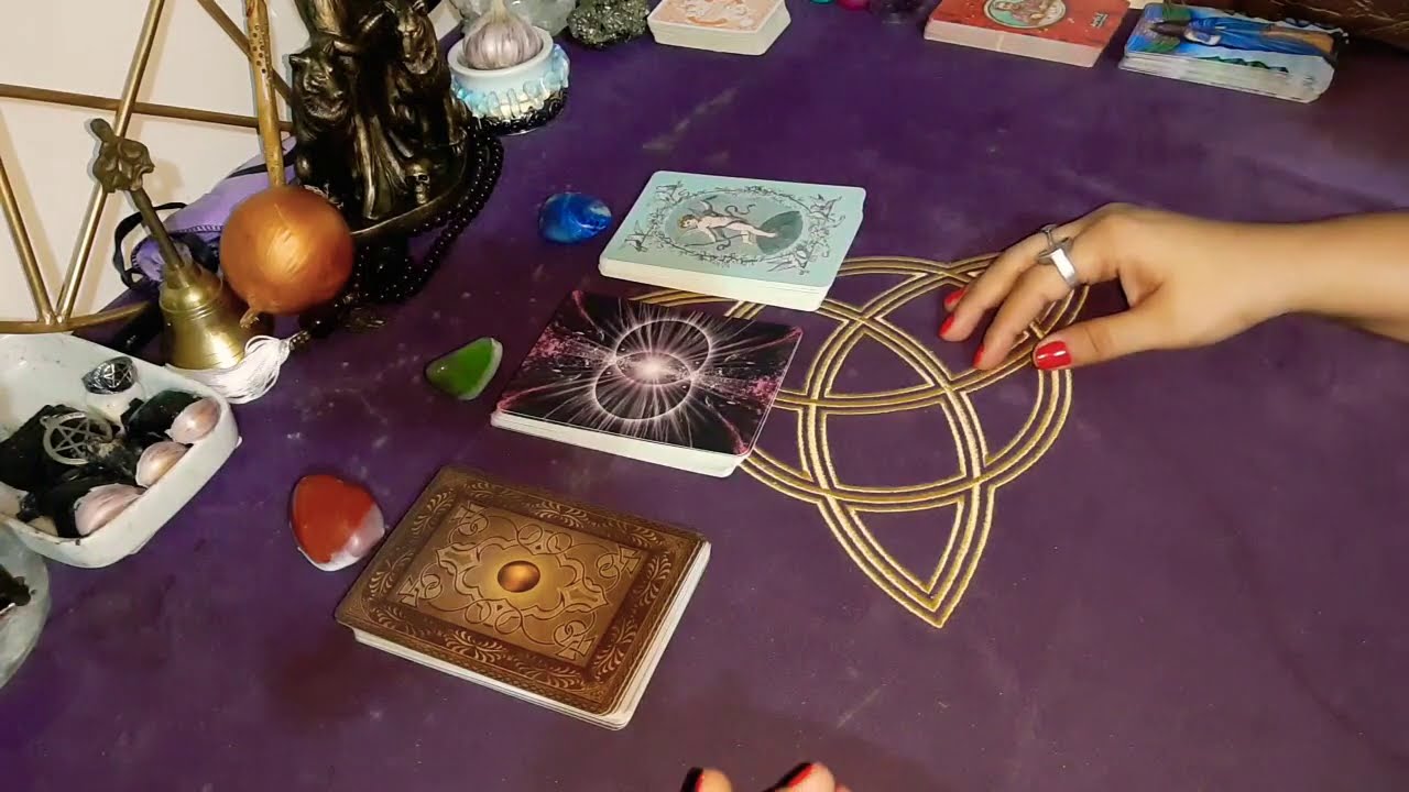 SUA VIDA AMOROSA NO FUTURO PRÓXIMO.